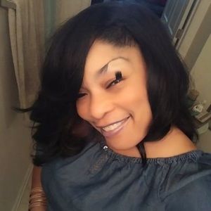 Meet your Posher, Sandra